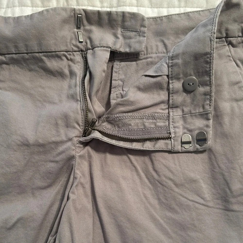 Shorts - Picture 3 of 8
